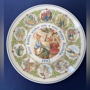 NIB Beautiful Beatrix Potter Peter Rabbit Wedgwood 1992 Happy Birthday Plate